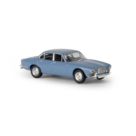 Jaguar XJ 6, Ljusblå