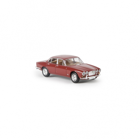 Jaguar XJ 6, Röd