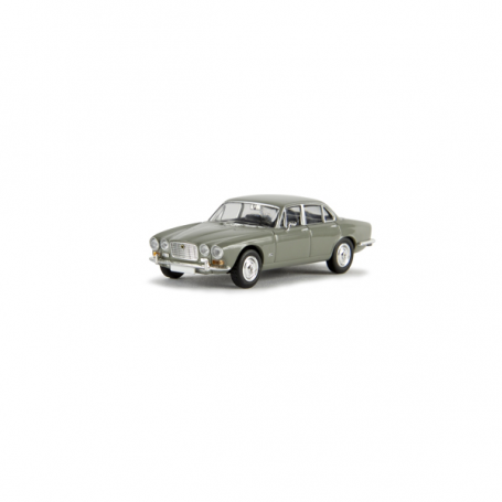 Jaguar XJ 6, Grey