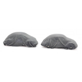 Two VW Beetles under tarpaulin H0 Scale (1:87)