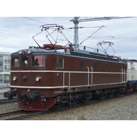 Redbrown Ma 404 running for Grenland PREORDER