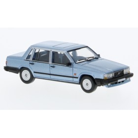 Volvo 740 - Metallic Light Blue