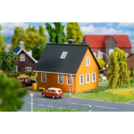 Faller 131300- Settlement house, scale 1:87