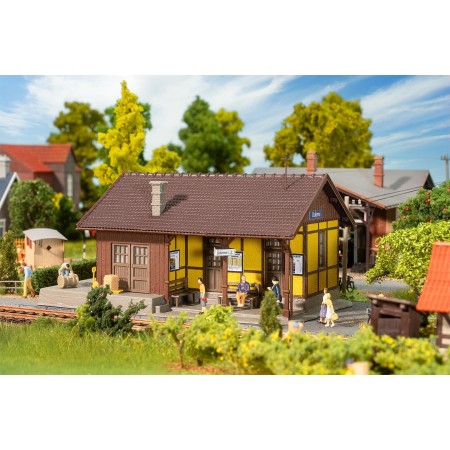 Faller 110137- Uderns järnvägsstation, skala 1:87