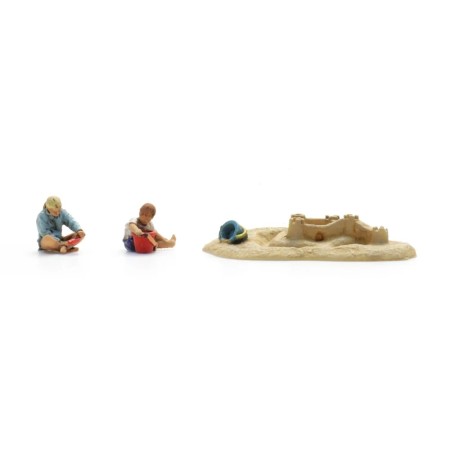 Children building sand castle, Skala 1:87