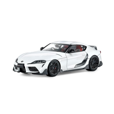 Tamiya, Toyota GR Supra Custom (1/24)