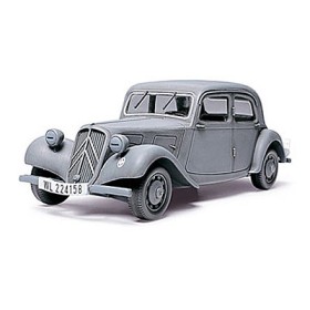 Tamiya 32517, Citroën Traction 11CV, kit 1/48