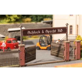Laser-Cut minis Grindar med pelare i tegel  - Noch 14234