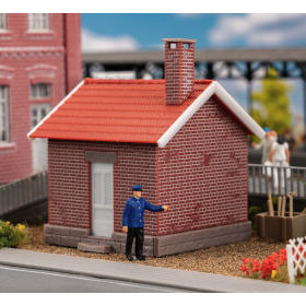 Faller 120306- Banvaktarstuga med figur, skala 1:87 Faller 120306- Banvaktarstuga med figur, skala 1:87