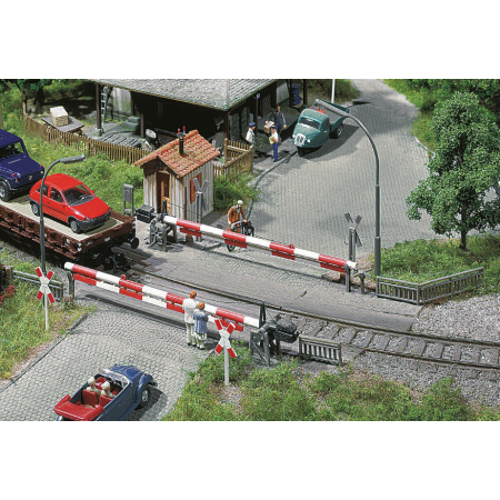 Faller 120172- Garded level crossing, scale 1:87