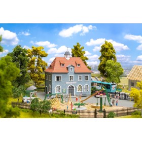 Faller 190087- School building, incl. playground/figures, scale 1:87