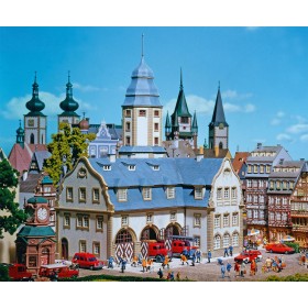 Faller 191835 - Rådhus med brandstation, skala 1:87